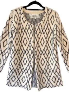 PINK MARTINI- Pattern Fuzzy Cardigan